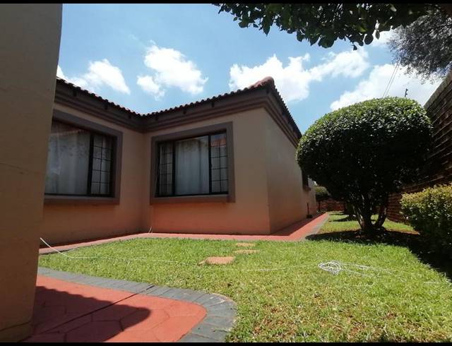 3 BEDROOM PROPERTY TO RENT IN MONTANA